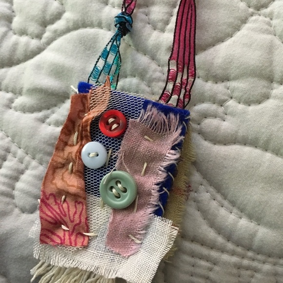 Boho Patchwork Fabric Button Amulet Necklace Art Handmade - Picture 6 of 10